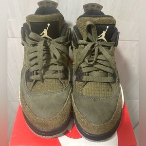 Kids Jordan 4s Sz 3.5